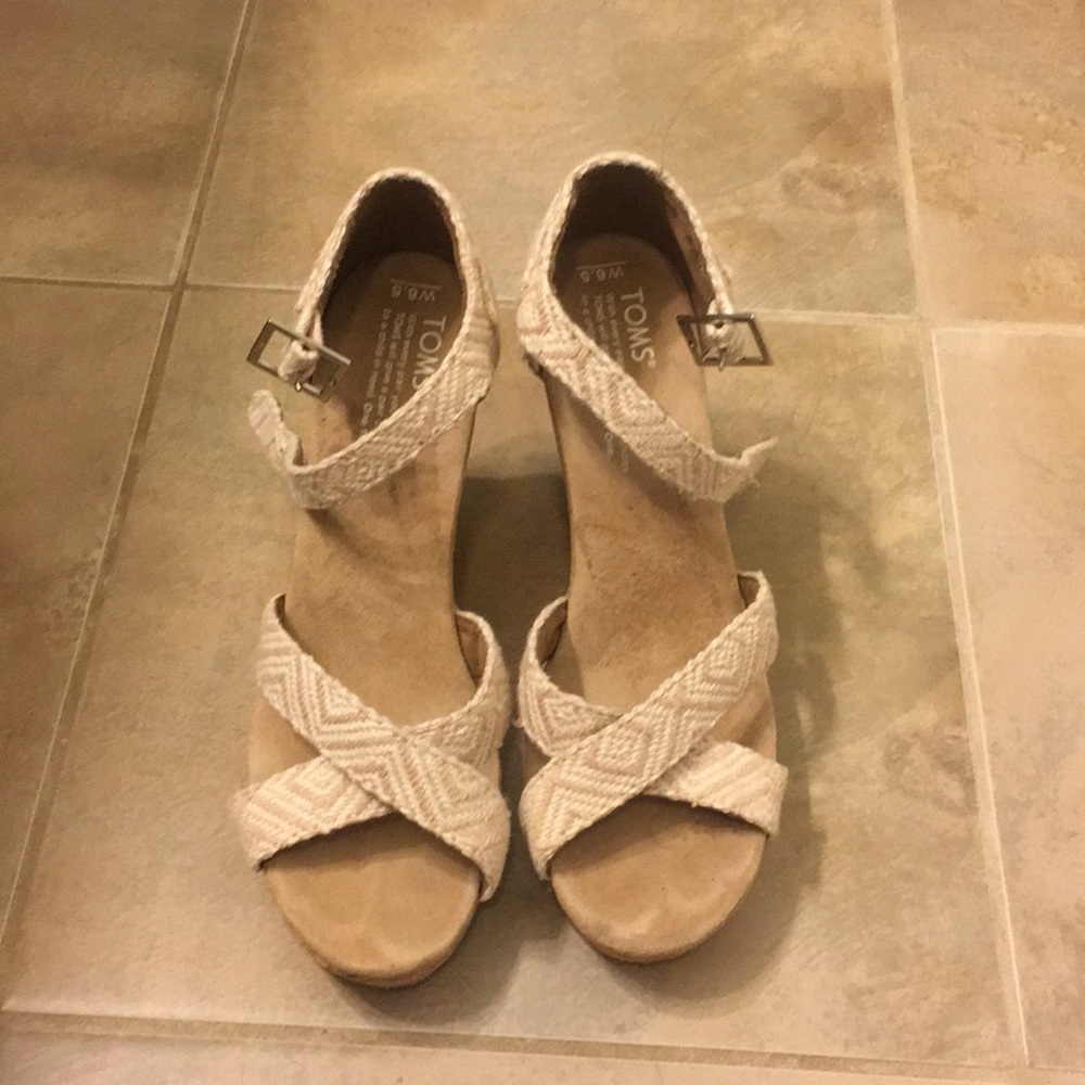 Toms wedges